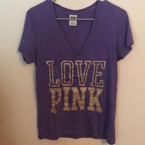Comfy PINK t shirt.